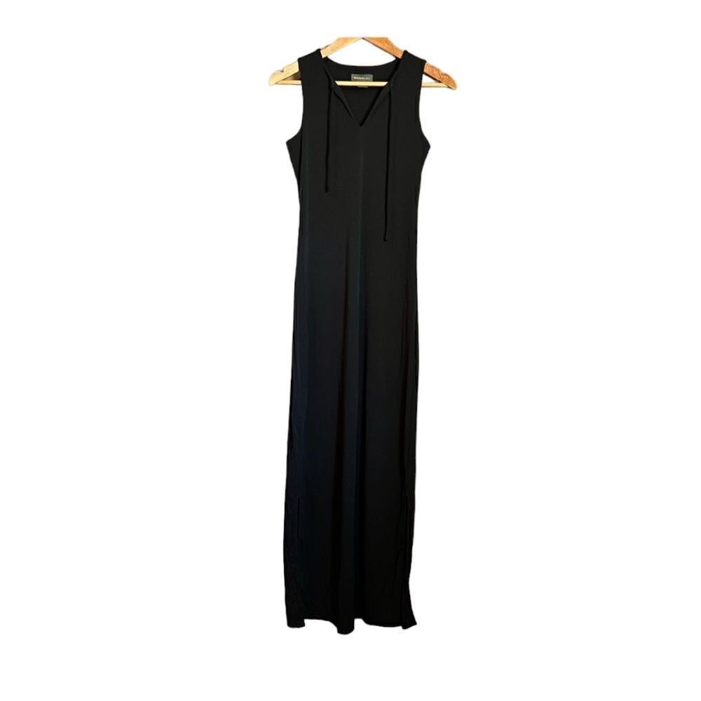 Banana republic black v neck maxi dress